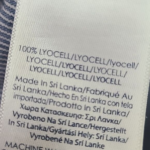 Chaps Blue & White Pinstripe Buttondown Shirt, Size XL - Picture 10 of 10